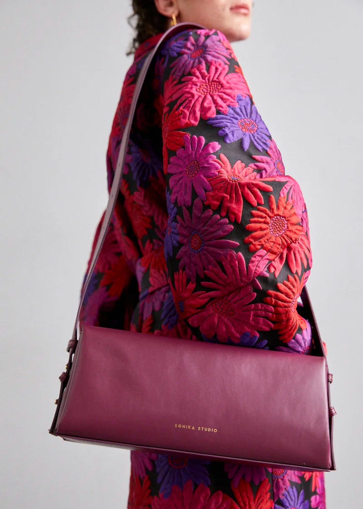 Sac Allongé à Bandoulière Ajustable Sothéary - Cuir prune