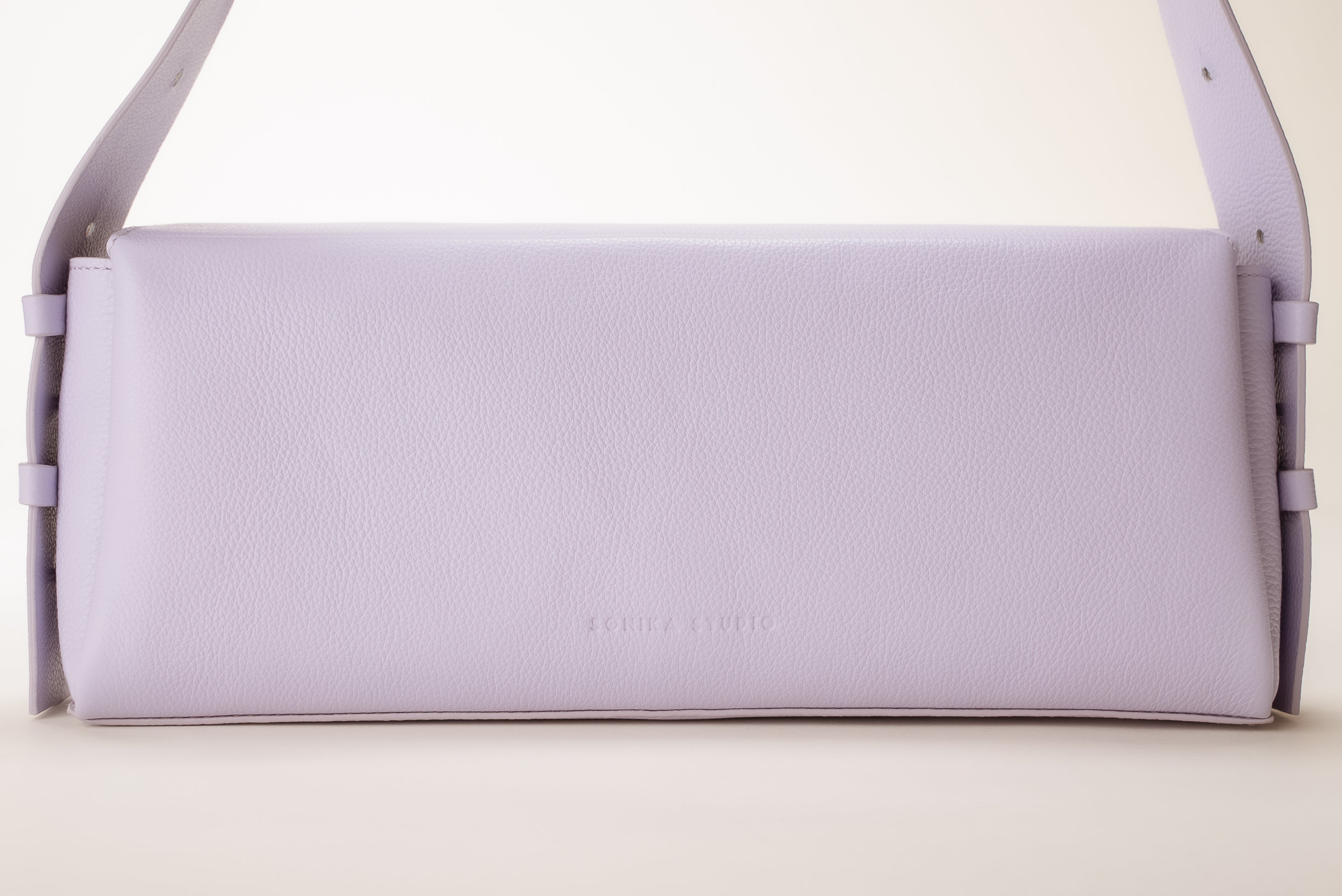 Sac Allongé à Bandoulière Ajustable Sothéary - Cuir grainé lilas