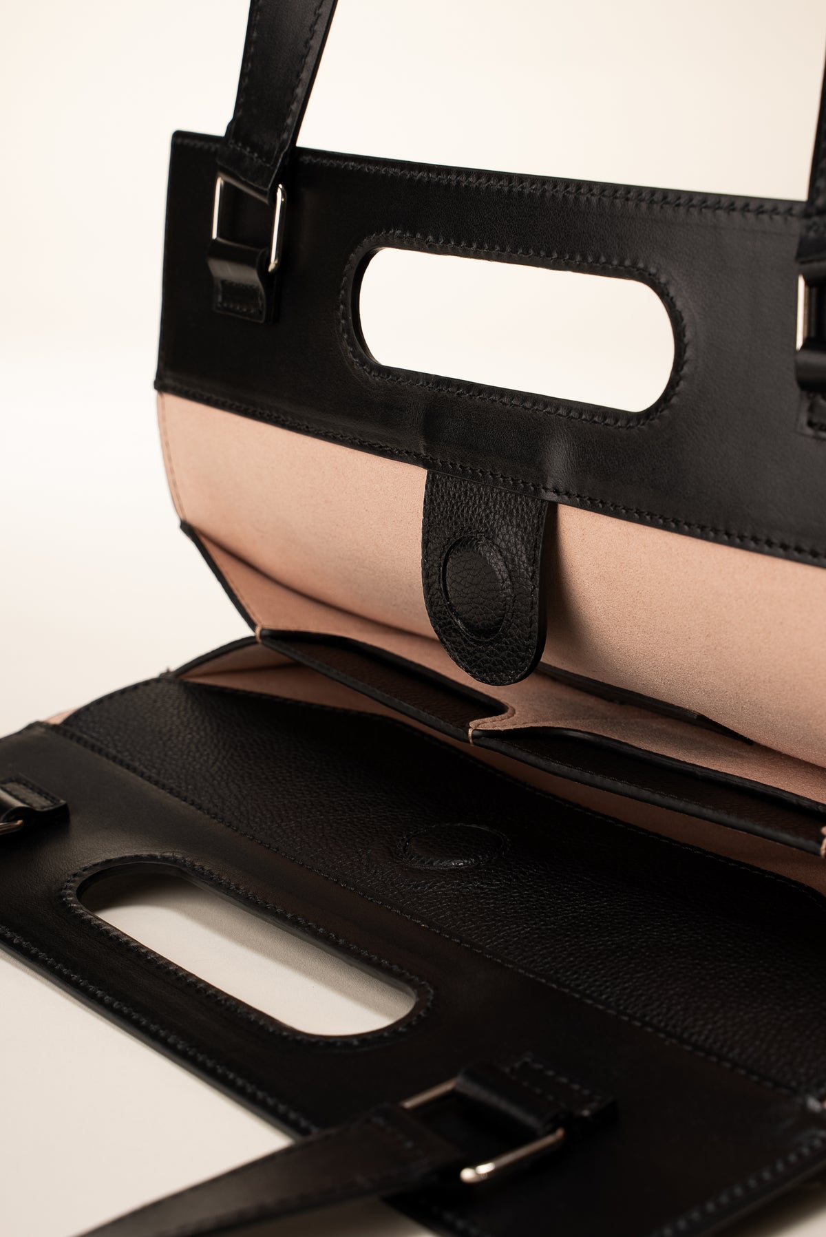 Sac cabas plat ordinateur Simone - Cuir Noir