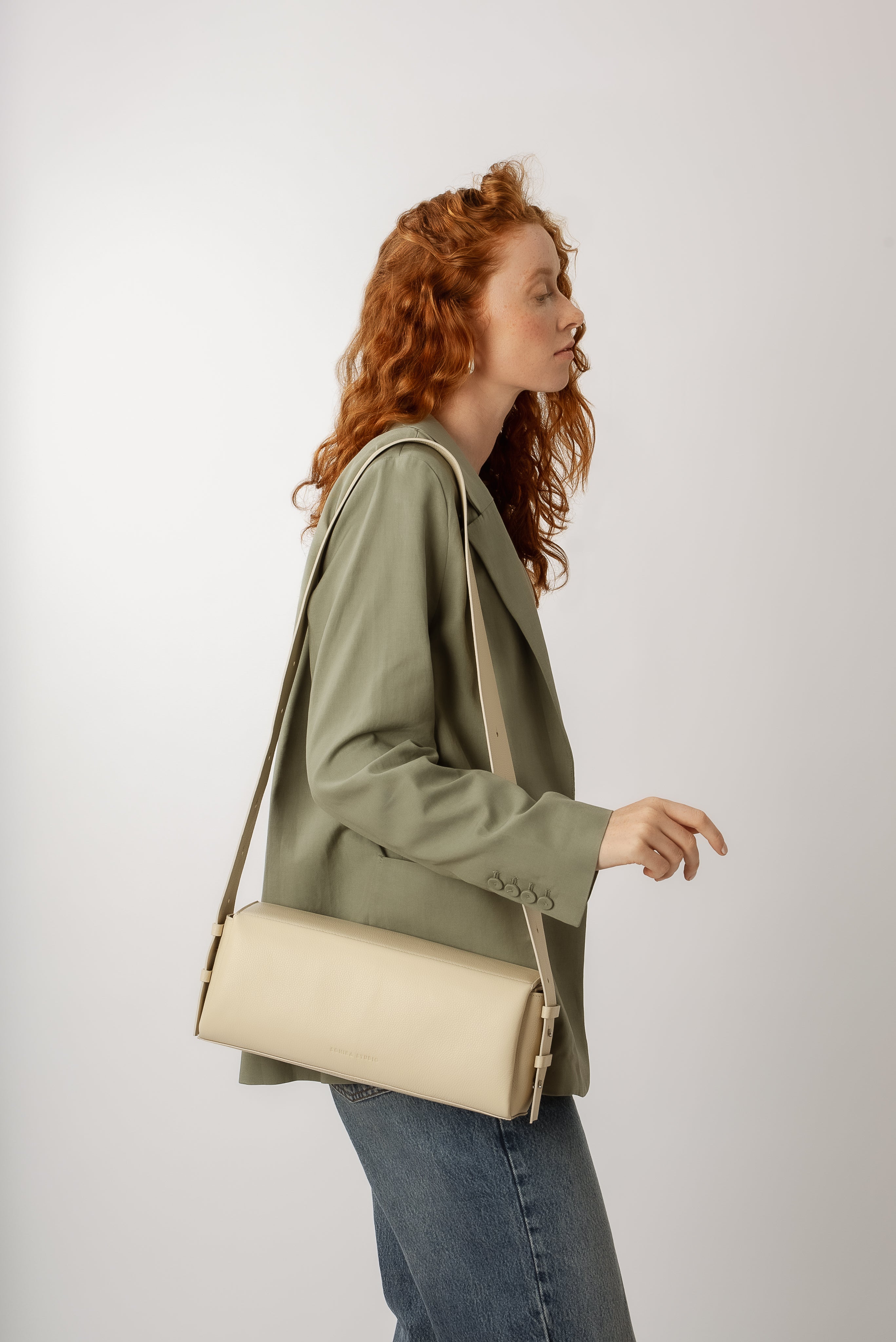 Sac Allongé à Bandoulière Ajustable Sothéary - Cuir grainé ivoire
