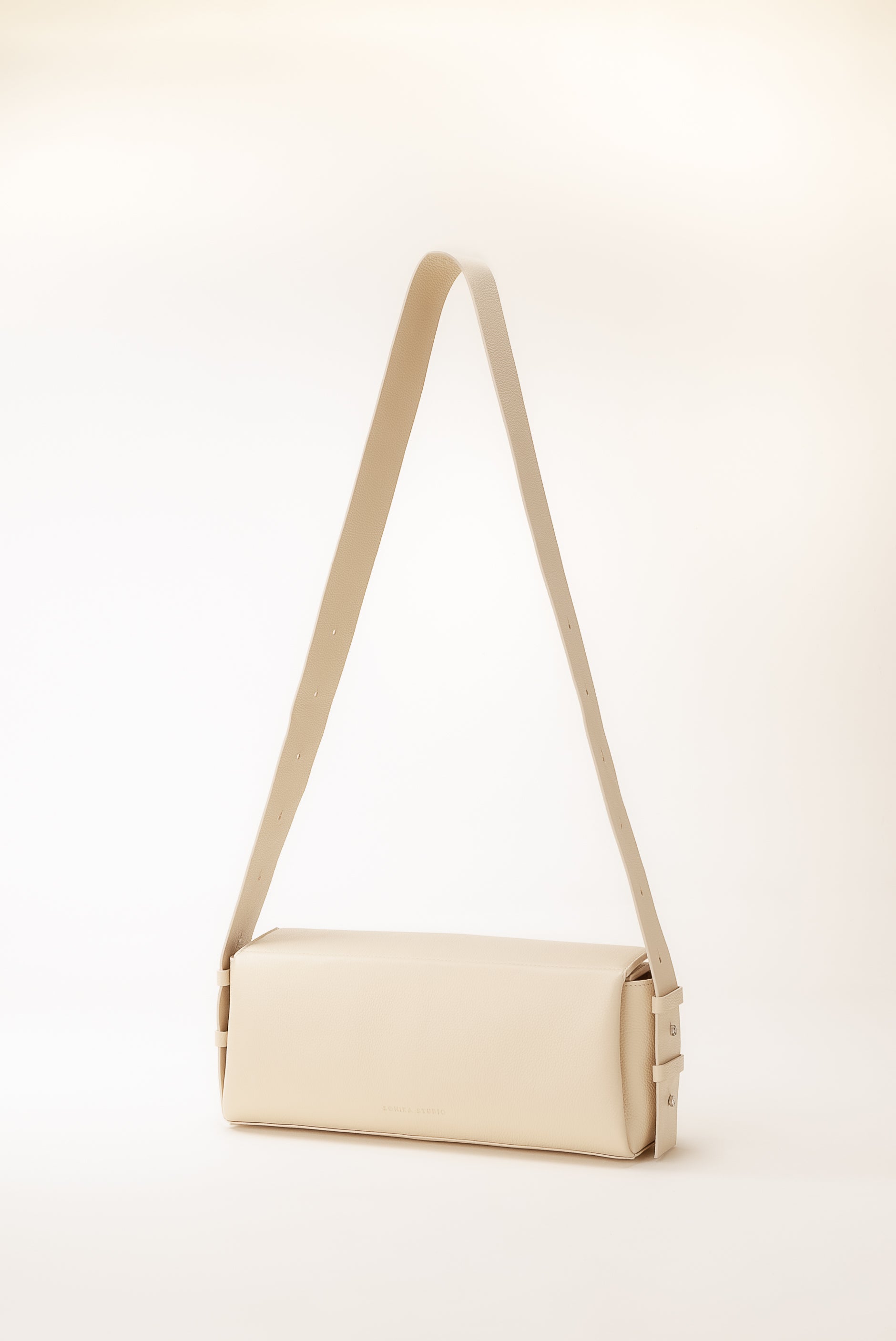 Sac Allongé à Bandoulière Ajustable Sothéary - Cuir grainé ivoire