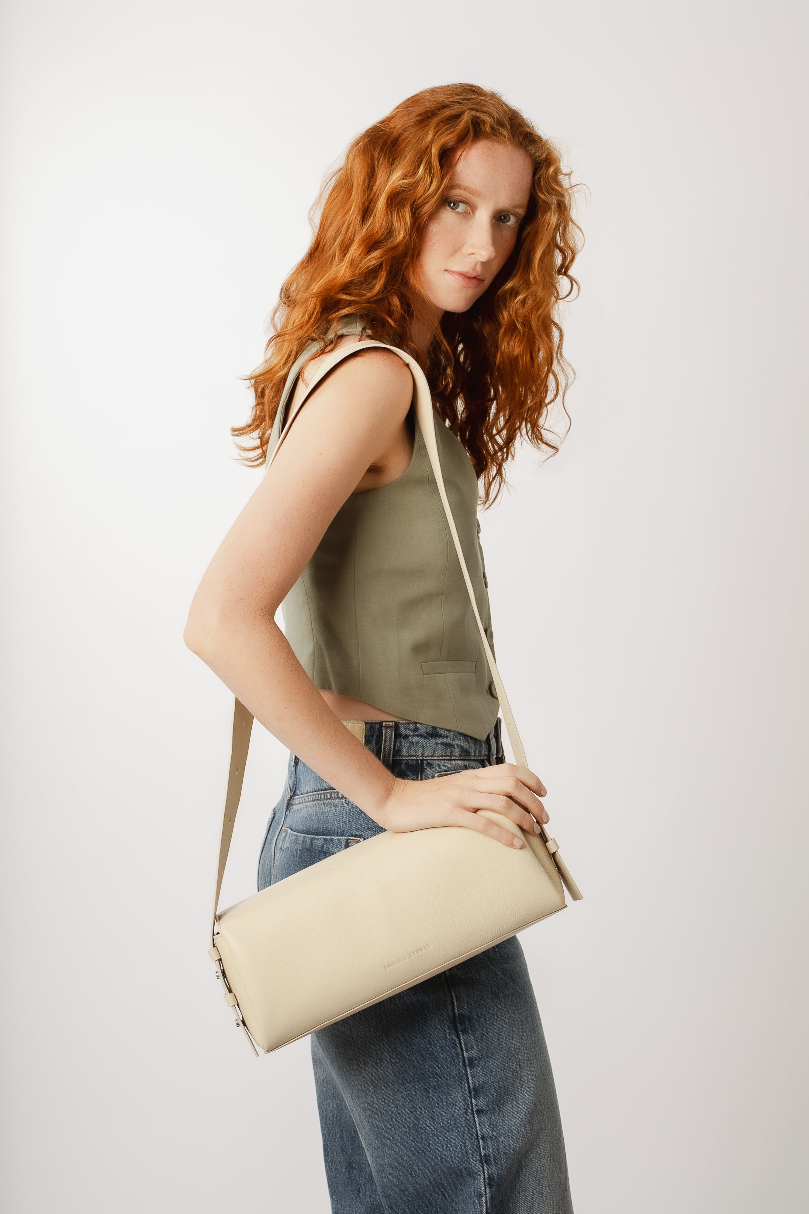 Sac Allongé à Bandoulière Ajustable Sothéary - Cuir grainé ivoire