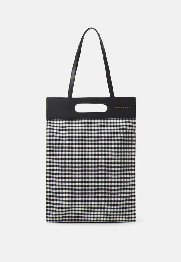 Sarany | Noir & Blanc