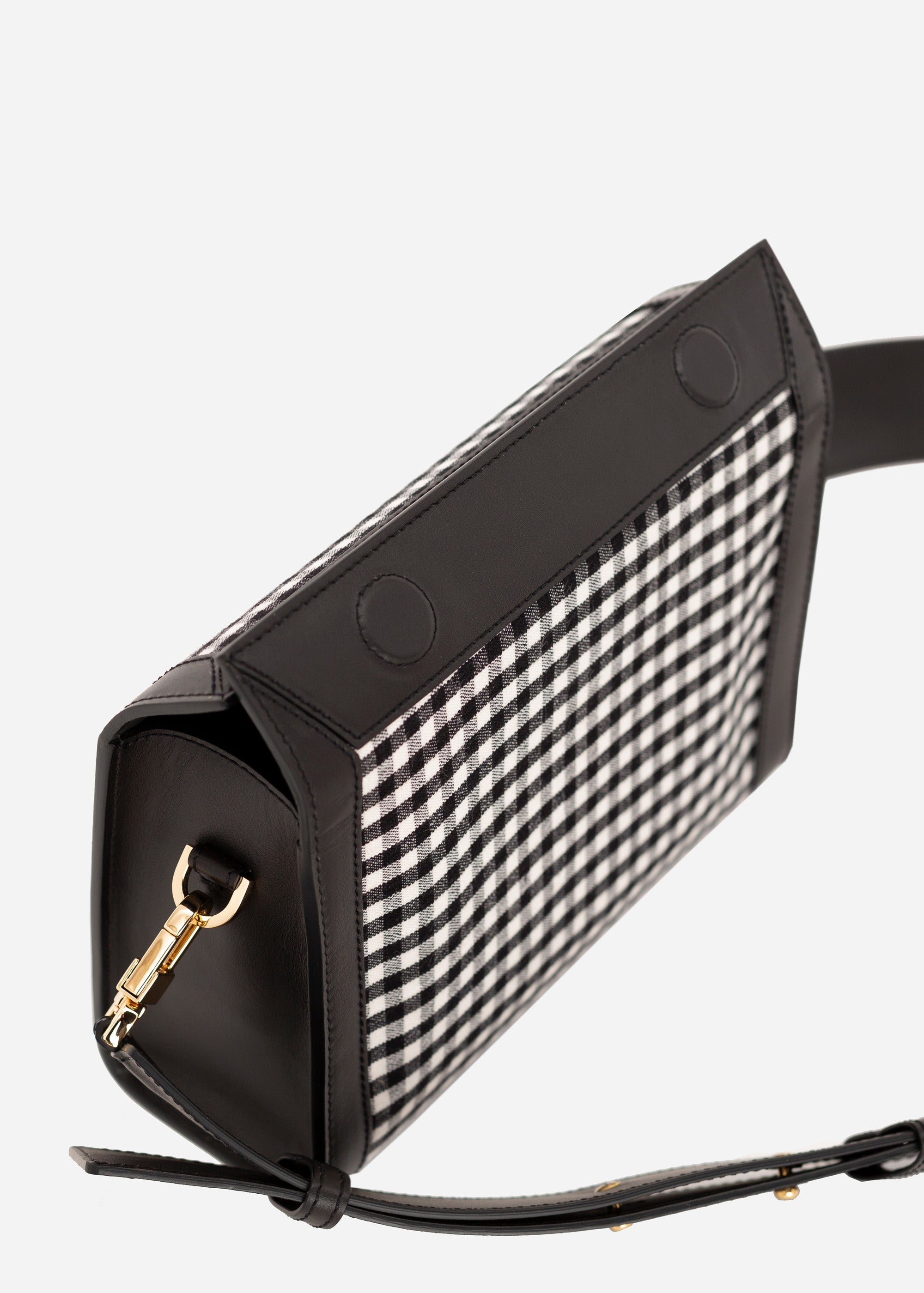 Véranyne | Black & White