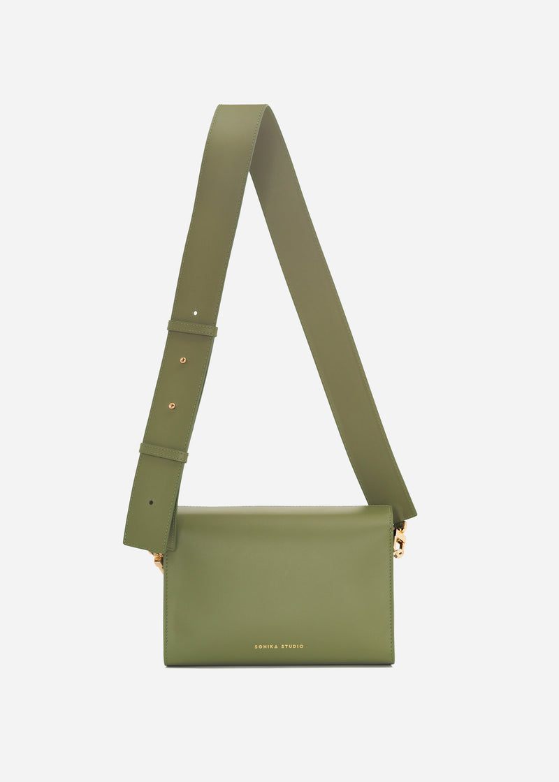 Véranyne | Green leather