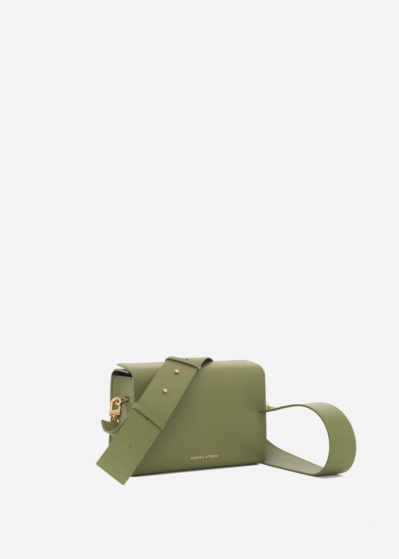 Véranyne | Green leather